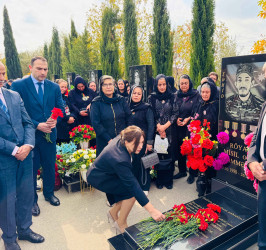 Vətən müharibəsi şəhidi Röyal Məmmədovun xatirəsinə həsr olunmuş tədbir keçirilib.