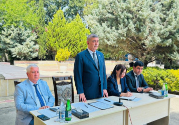 Şirvan Şəhər İcra Hakimiyyətinin başçısı İlqar Abbasov növbəti səyyar görüş keçirib.