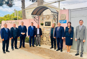 Şirvanda “27 sentyabr - Anım Günü” ərəfəsində şəhid ailələri ziyarət olunub.