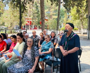 Şirvan Şəhər İcra Hakimiyyətinin başçısı İlqar Abbasov sakinlərlə növbəti səyyar görüş keçirib.