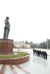 Şirvanda “20 Yanvar həqiqətlərinin dünya ictimaiyyətinə çatdırılmasında Ümummilli lider Heydər  Əliyevin rolu” mövzusunda dəyirmi masa keçirilib.