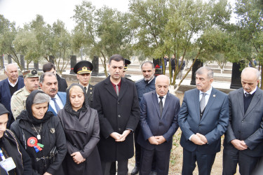 Şirvanda Vətən müharibəsinin şəhidi Şəmsəddin Aqil oğlu Vəliyevin anım günü qeyd olunub.