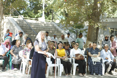 Şirvan Şəhər İcra Hakimiyyətinin başçısı İlqar Abbasov sakinlərlə növbəti səyyar görüş keçirib 02.08.2023