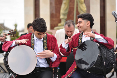 Şirvanda Novruz bayramı münasibətilə ümumşəhər tədbiri keçirilib.