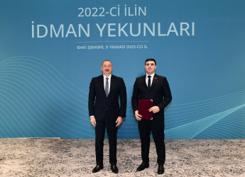 İlham Əliyev ötən ilin idman yekunlarına həsr olunmuş mərasimdə iştirak edib.