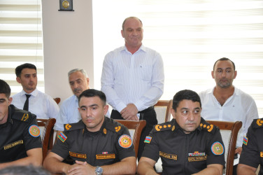 Şirvanda fövqəladə hallara hazırlıq və əhalinin təhlükəsizliyinin təmin olunması məsələləri müzakirə edilib.