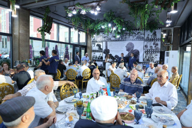 İyulun 17-də Şirvan şəhərində Kürovdağ neft yatağının istismarının 70 illik yubileyinə həsr olunmuş tədbir keçirilib.