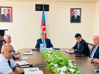 Şirvan Səhər İcra Hakimiyyətinin başçısı İlqar Abbasov növbəti vətəndaş qəbulu keçirib.