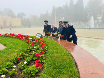 22 noyabr - ədliyyə işçilərinin peşə bayramı günüdür.