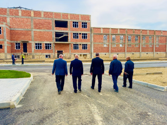 Şəhər İcra Hakimiyyətinin başçısı İlqar Abbasov  MİDA “Yeni Şirvan” Yaşayış Kompleksində görülən işlərin gedişi ilə tanış olub.