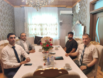 Şirvan şəhərində Anım Günü ərəfəsində şəhid ailələri və müharibə əlilləri ziyarət olunur.