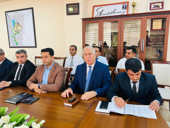 Şirvan Səhər İcra Hakimiyyətinin başçısı İlqar Abbasov növbəti vətəndaş qəbulu keçirib.