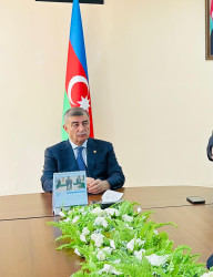 Şirvan Şəhər İcra Hakimiyyətinin başçısı İlqar Abbasov növbəti vətəndaş qəbulu keçirib.