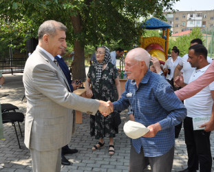 Şəhər İcra Hakimiyyətinin başçısı İlqar Abbasov növbəti səyyar görüş keçirib.