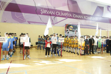 Şirvan şəhərində 16 yaşadək (U-16) voleybolçu oğlanlar arasında Azərbaycan birinciliyinə start verilib.