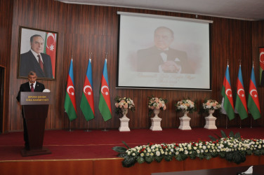 Şirvanda Ulu Öndər Heydər Əliyevin ilk dəfə siyasi hakimiyyətə gəlişinin 57-ci ildönümünə həsr olunmuş tədbir keçirilib.