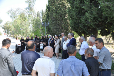 Şirvan Şəhər İcra Hakimiyyətinin başçısı İlqar Abbasov Şəhidlər xiyabanına ənənəvi ziyarətdə iştirak edib.