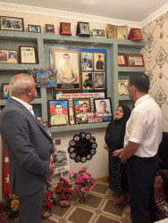 Şirvan şəhərində Anım Günü ərəfəsində şəhid ailələri və müharibə əlilləri ziyarət olunur.