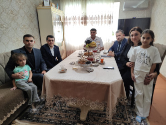 Şirvan şəhərində “Anım Günü” ərəfəsində şəhid ailələri və müharibə əlilləri ziyarət olunur