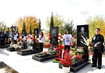 Şirvanda Vətən müharibəsinin şəhidi Ramil Vüqarəddin oğlu Əliyevin anım günü qeyd edilib.