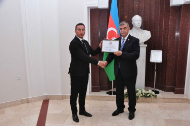 Şirvanda dövlət qulluqçularının peşə bayramı qeyd edilib.
