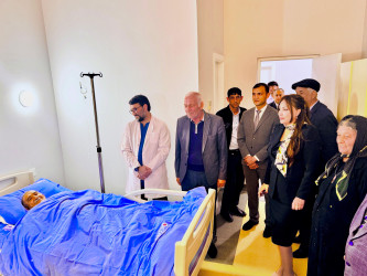Şəhər İcra Hakimiyyətinin başçısı İlqar Abbasov şəhid atasını müalicə aldığı xəstəxanada ziyarət edib.