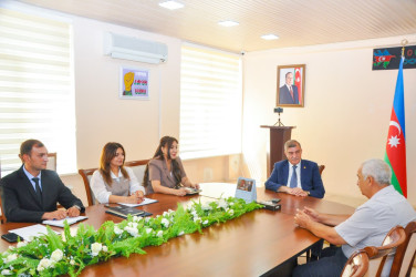 Şirvan Səhər İcra Hakimiyyətinin başçısı İlqar Abbasov vətəndaş qəbulu keçirib.