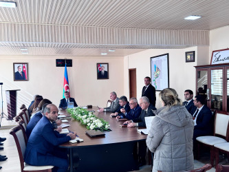Şirvan Səhər İcra Hakimiyyətinin başçısı İlqar Abbasov növbəti vətəndaş qəbulu keçirib.