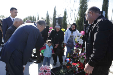 Şirvanda Zəfər Günü Şəhidlər Xiyabanı ziyarət olunub