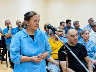 Şirvan Şəhər İcra Hakimiyyətinin başçısı İlqar Abbasov növbəti səyyar görüş keçirib.