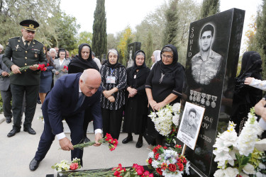 Vətən müharibəsi şəhidi Nicat Hüseynovun anım günü qeyd edilib.