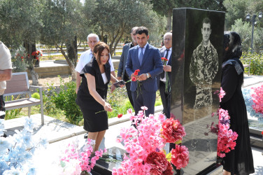 Şəhər İcra Hakimiyyətinin başçısı iyul ayının sonuncu cümə axşamı şəhid ailələrinin üzvləri ilə birlikdə Şəhidlər xiyabanını ziyarət edib.