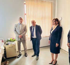 Şəhid anası müalicə aldığı xəstəxanada ziyarət edilib.