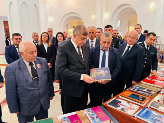 Şirvanda 18 oktyabr – Müstəqilliyin Bərpası Günü qeyd edilib.