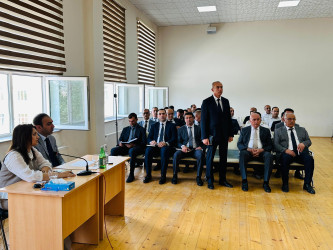 Şirvan Şəhər İcra Hakimiyyətinin başçısı İlqar Abbasov növbəti səyyar görüş keçirib.