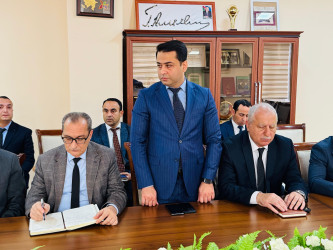 Şirvan Səhər İcra Hakimiyyətinin başçısı İlqar Abbasov növbəti vətəndaş qəbulu keçirib.