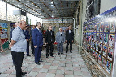 Şirvanda lokal xarakterli antiterror tədbirləri zamanı şəhid olmuş hərbi qulluqçuların ailələri ziyarət olunub.