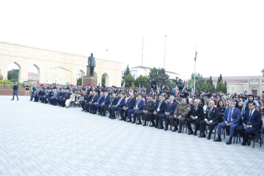 Şirvanda Ümummilli lider, Ulu Öndər Heydər Əliyevin anadan olmasının 101-ci ildönümünə həsr olunmuş konsert təşkil edilib.