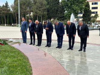 Şirvanda dövlət qulluqçularının peşə bayramı qeyd edilib.