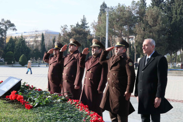 16 dekabr - Fövqəladə Hallar Nazirliyi işçilərinin peşə bayramı günü qeyd olunub.