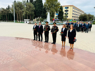 Şirvanda 18 oktyabr – Müstəqilliyin Bərpası Günü qeyd edilib.