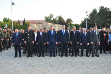 Şirvanda Ümummilli lider, Ulu Öndər Heydər Əliyevin anadan olmasının 103 illiyinə həsr olunmuş konsert təşkil edilib.