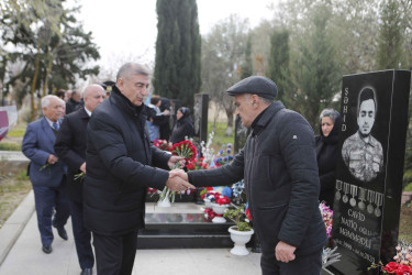 Vətən müharibəsi şəhidi Elnur Qarayevin anım günü qeyd edilib.