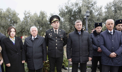 Vətən müharibəsi şəhidi Elnur Qarayevin anım günü qeyd edilib.