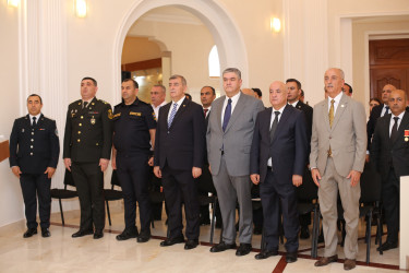 Şirvanda dövlət qulluqçularının peşə bayramı qeyd edilib.