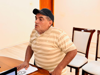 Şirvan Səhər İcra Hakimiyyətinin başçısı İlqar Abbasov növbəti vətəndaş qəbulu keçirib.