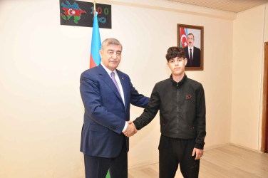 Şirvan Səhər İcra Hakimiyyətinin başçısı İlqar Abbasov vətəndaş qəbulu keçirib.