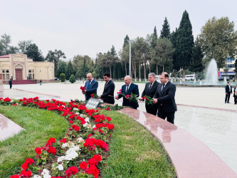 Şirvanda 20 oktyabr – Energetiklər Günü qeyd olunub.