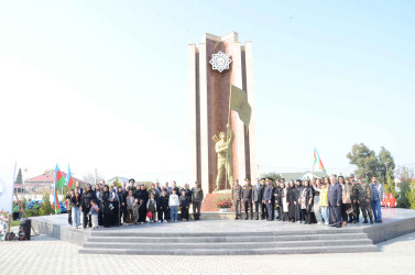 Şirvanda 8 Noyabr - Zəfər Günü münasibətilə fləşmob təşkil olunub.