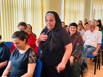 Şirvan Şəhər İcra Hakimiyyətinin başçısı İlqar Abbasov növbəti səyyar görüş keçirib.